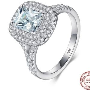 Gorgeous Engagement Ring